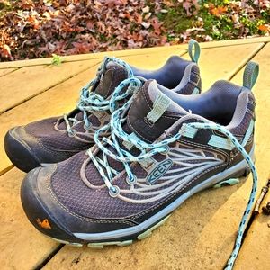 KEEN Saltzman 8.5 Women's Hiking Shoe